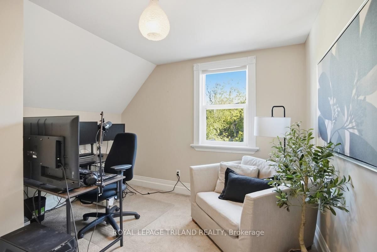 574 Princess Avenue • London East, ON photo 21