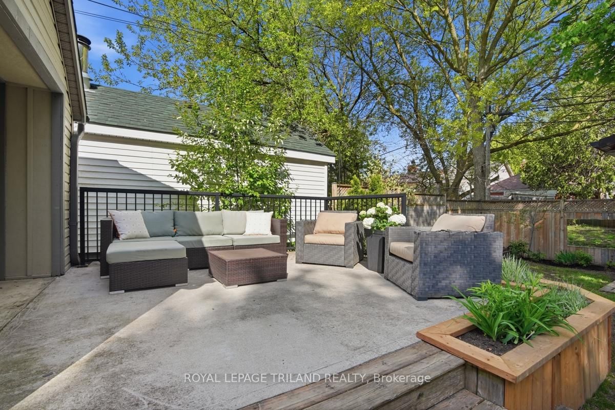 574 Princess Avenue • London East, ON photo 30