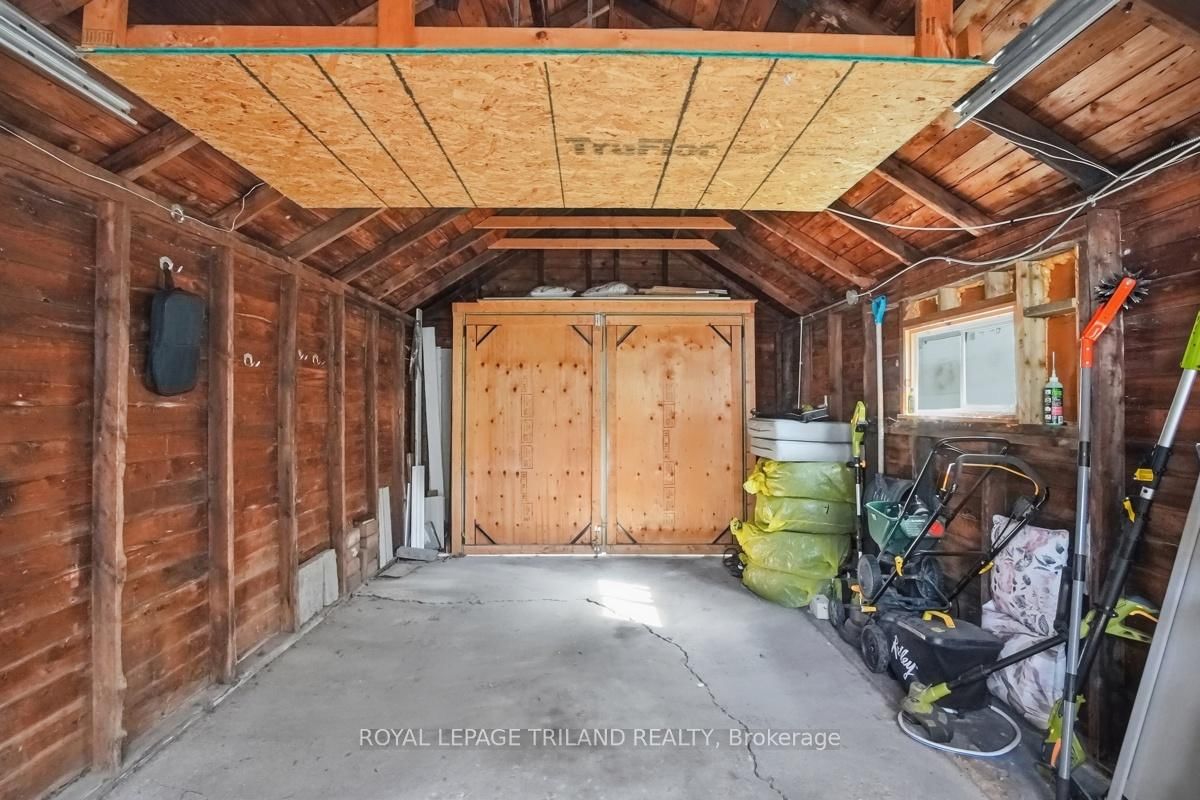 574 Princess Avenue • London East, ON photo 39