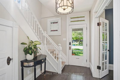 574 Princess Avenue • London East, ON photo 5