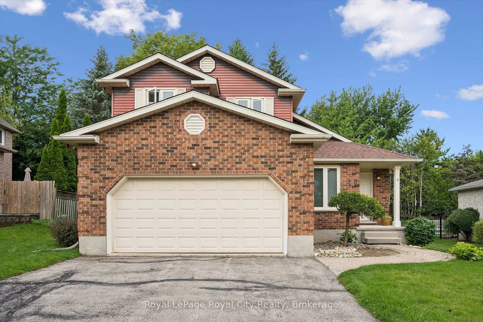 8 MOLLISON Court • Guelph, ON photo 1