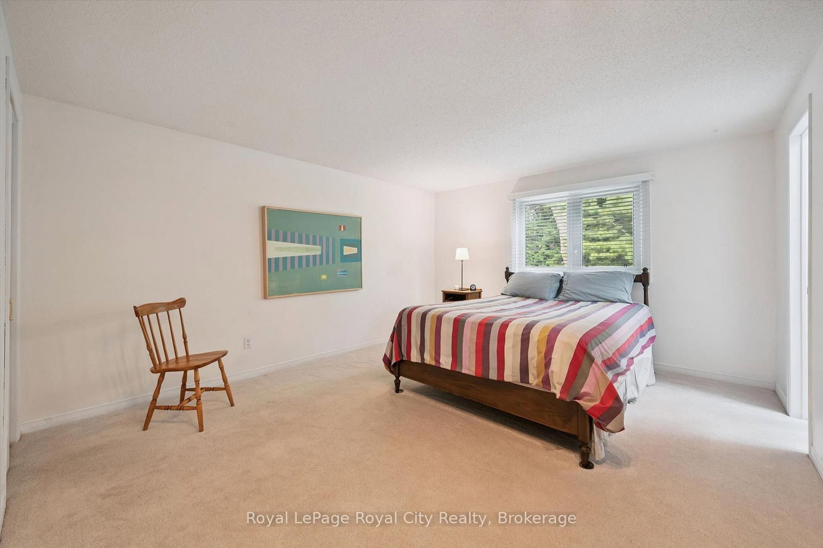 8 MOLLISON Court • Guelph, ON photo 20