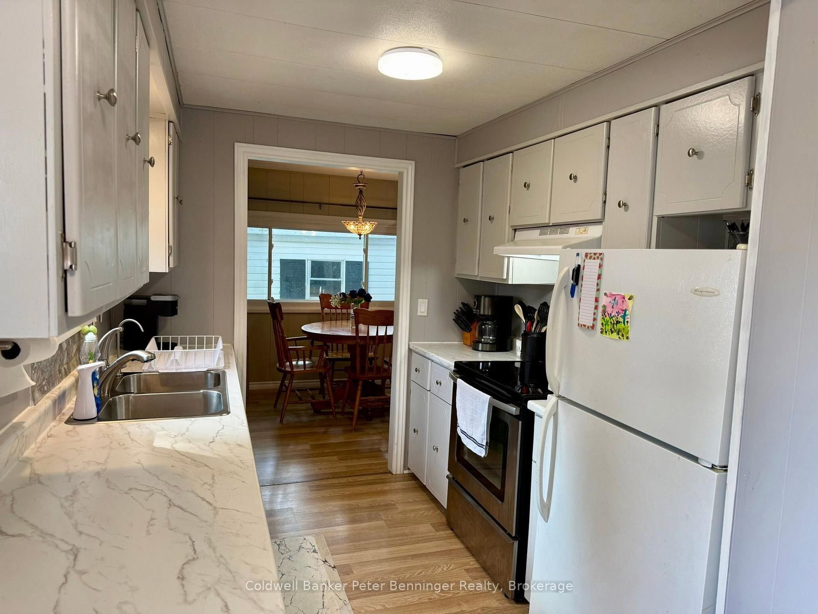 20 Cardinal Street • Brockton, ON photo 13