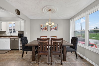 180 Park Street • Strathroy-Caradoc, ON photo 8