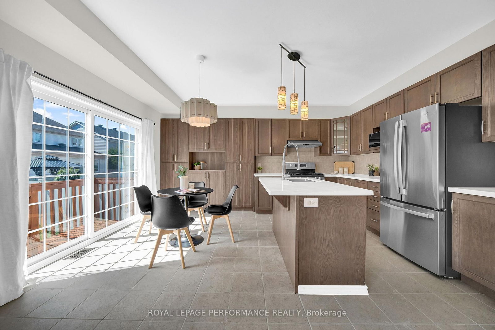 593 PINAWA Circle • Ottawa, ON photo 10