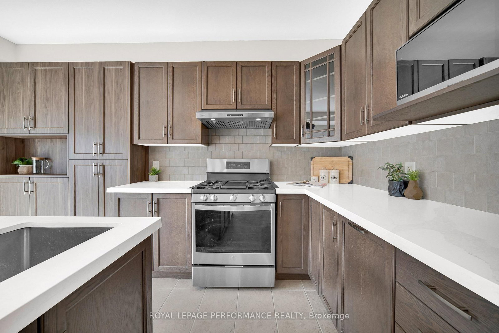 593 PINAWA Circle • Ottawa, ON photo 14