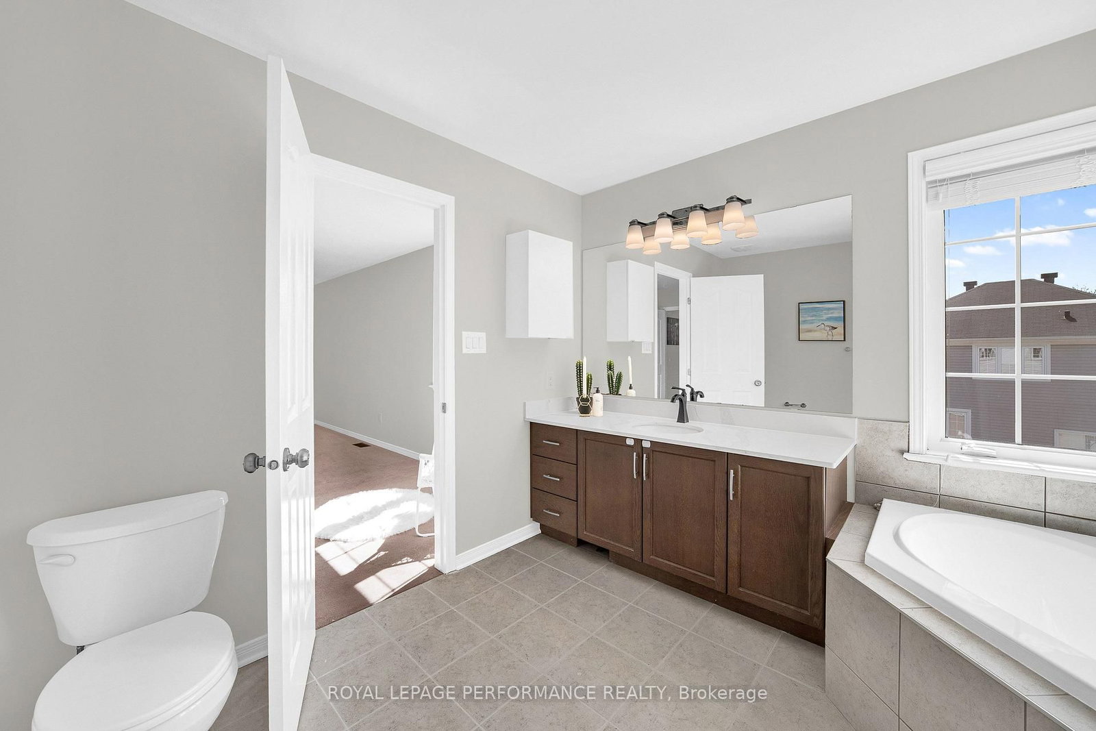 593 PINAWA Circle • Ottawa, ON photo 22