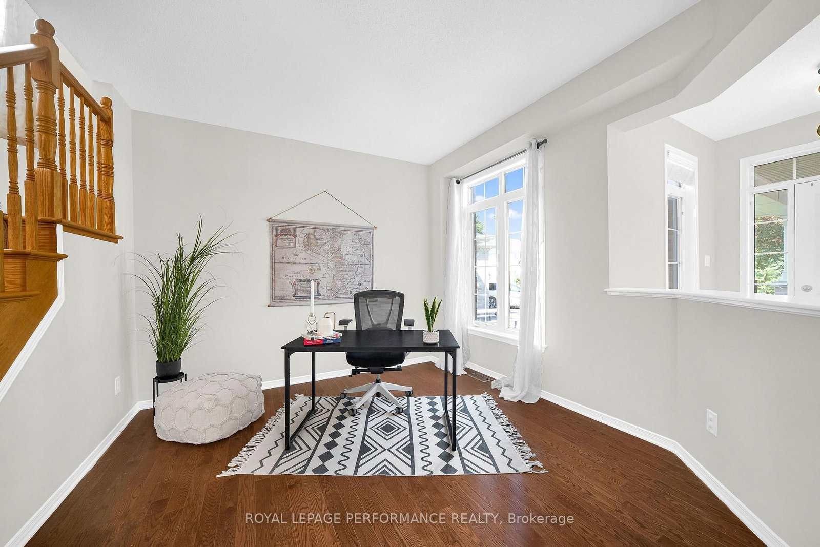 593 PINAWA Circle • Ottawa, ON photo 4