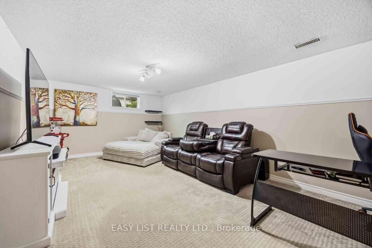 1234 Thistledown Avenue • Sarnia, ON photo 22