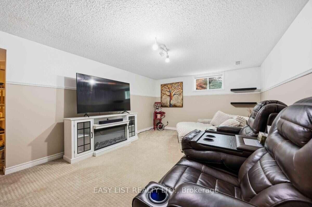 1234 Thistledown Avenue • Sarnia, ON photo 23
