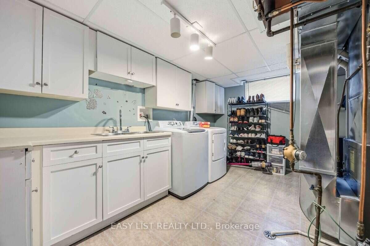 1234 Thistledown Avenue • Sarnia, ON photo 27