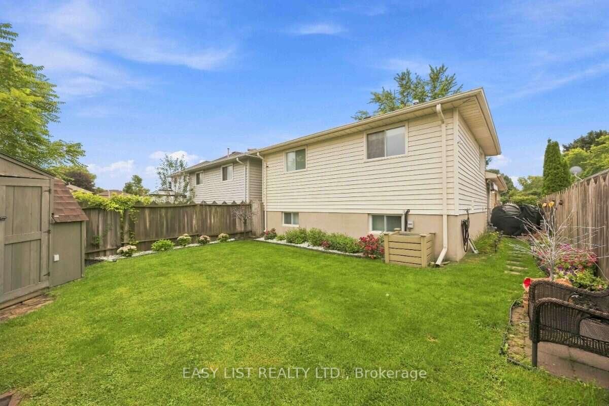 1234 Thistledown Avenue • Sarnia, ON photo 31