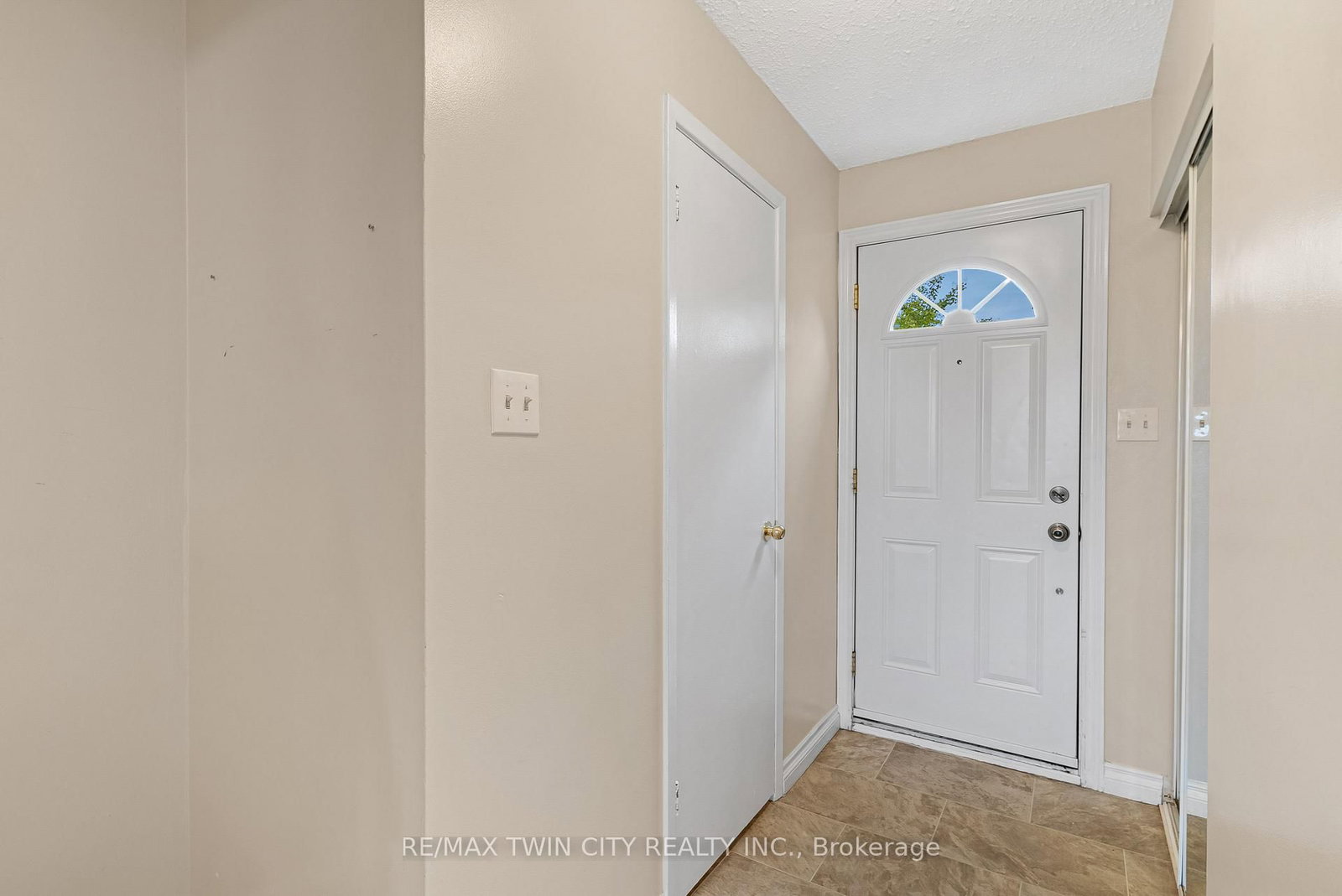 25 Upper Canada Drive • #23 • Kitchener, ON photo 16