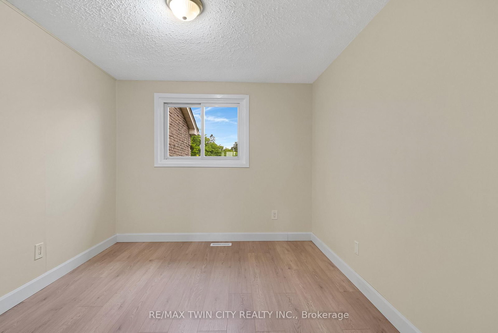 25 Upper Canada Drive • #23 • Kitchener, ON photo 25