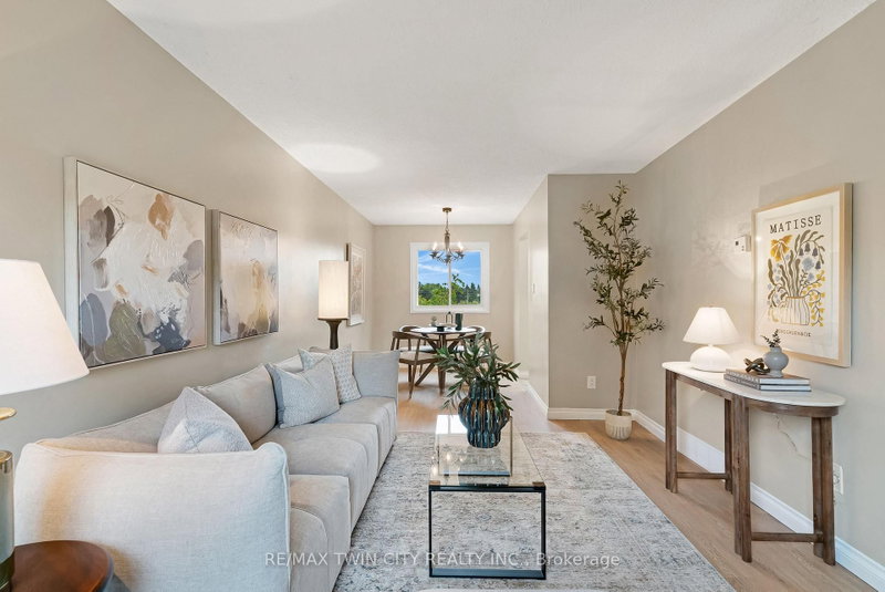 23 - 25 Upper Canada Drive