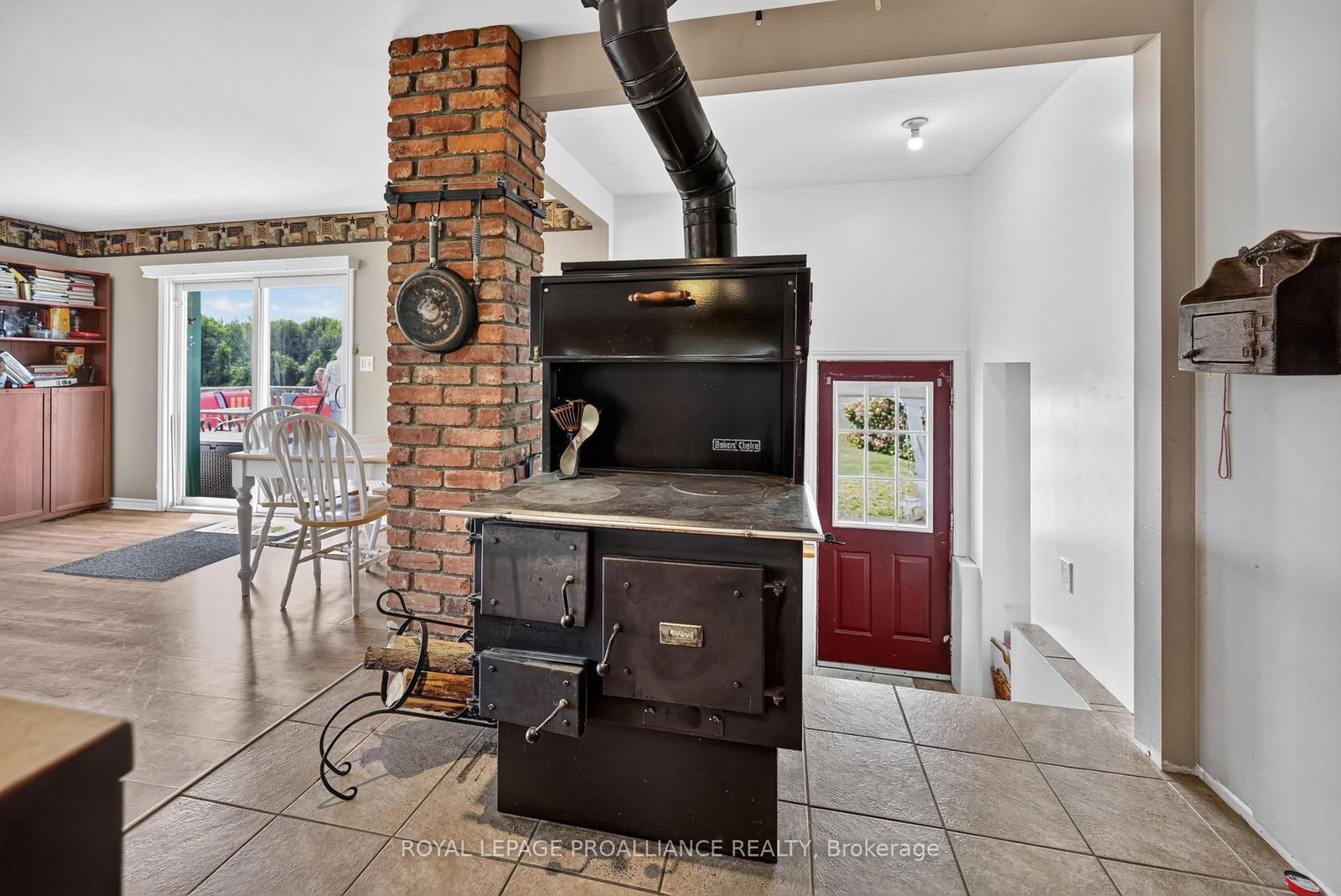 6650 McLeansville Road • Augusta, ON photo 11