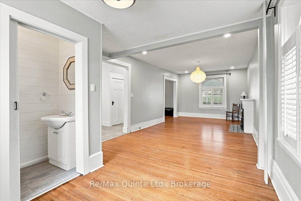 95 Victoria Avenue • Belleville, ON photo 16