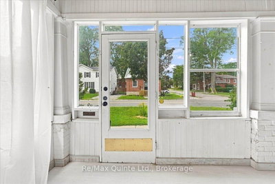 95 Victoria Avenue • Belleville, ON photo 3