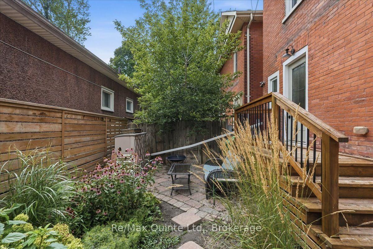 95 Victoria Avenue • Belleville, ON photo 35