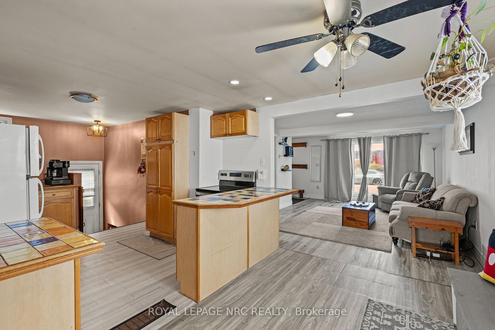 6504 Monroe Street • Niagara Falls, ON photo 10