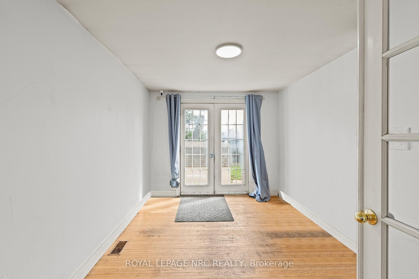 6504 Monroe Street • Niagara Falls, ON photo 13