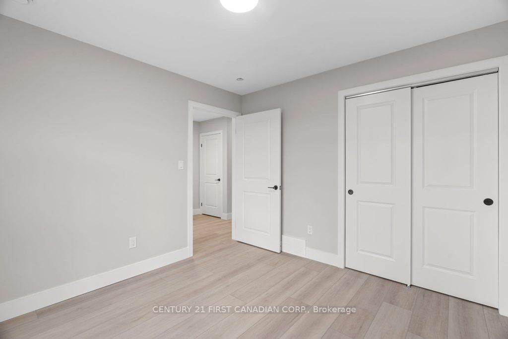 91 Victoria Avenue E • South Huron, ON photo 6