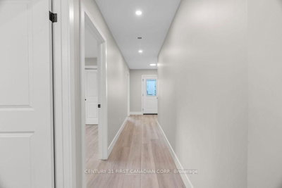 91 Victoria Avenue E • South Huron, ON photo 9