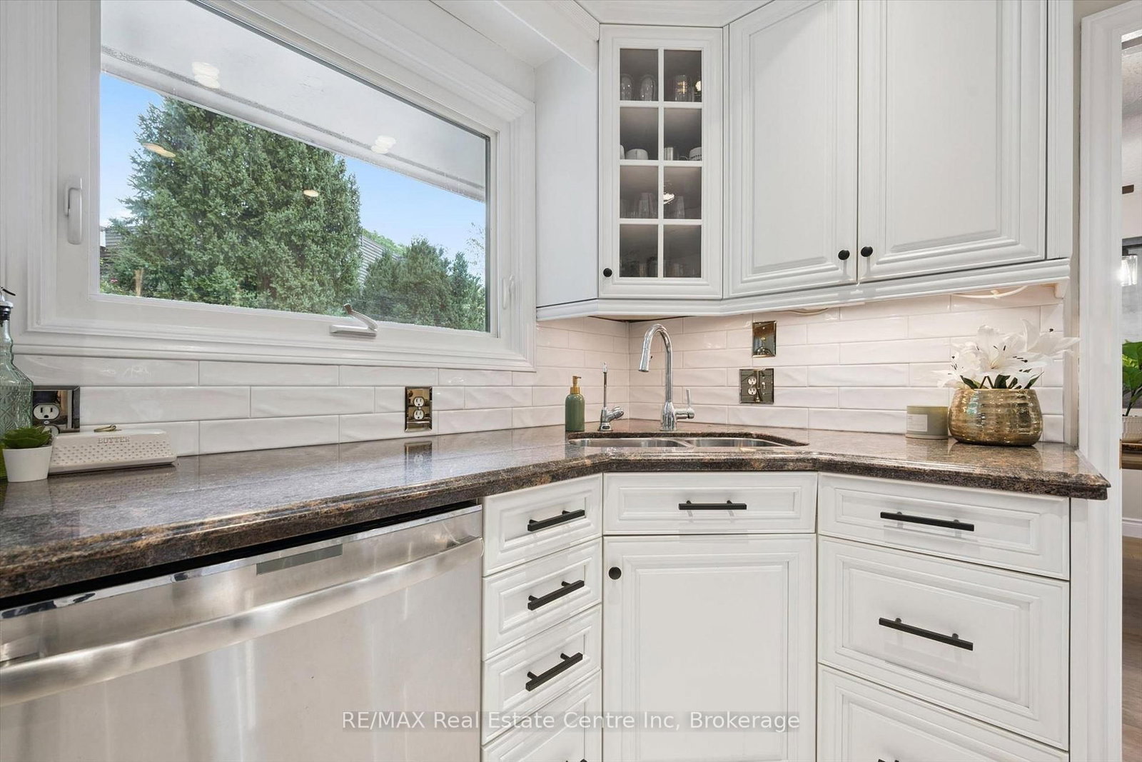 5 TAMARACK Place • Guelph, ON photo 10
