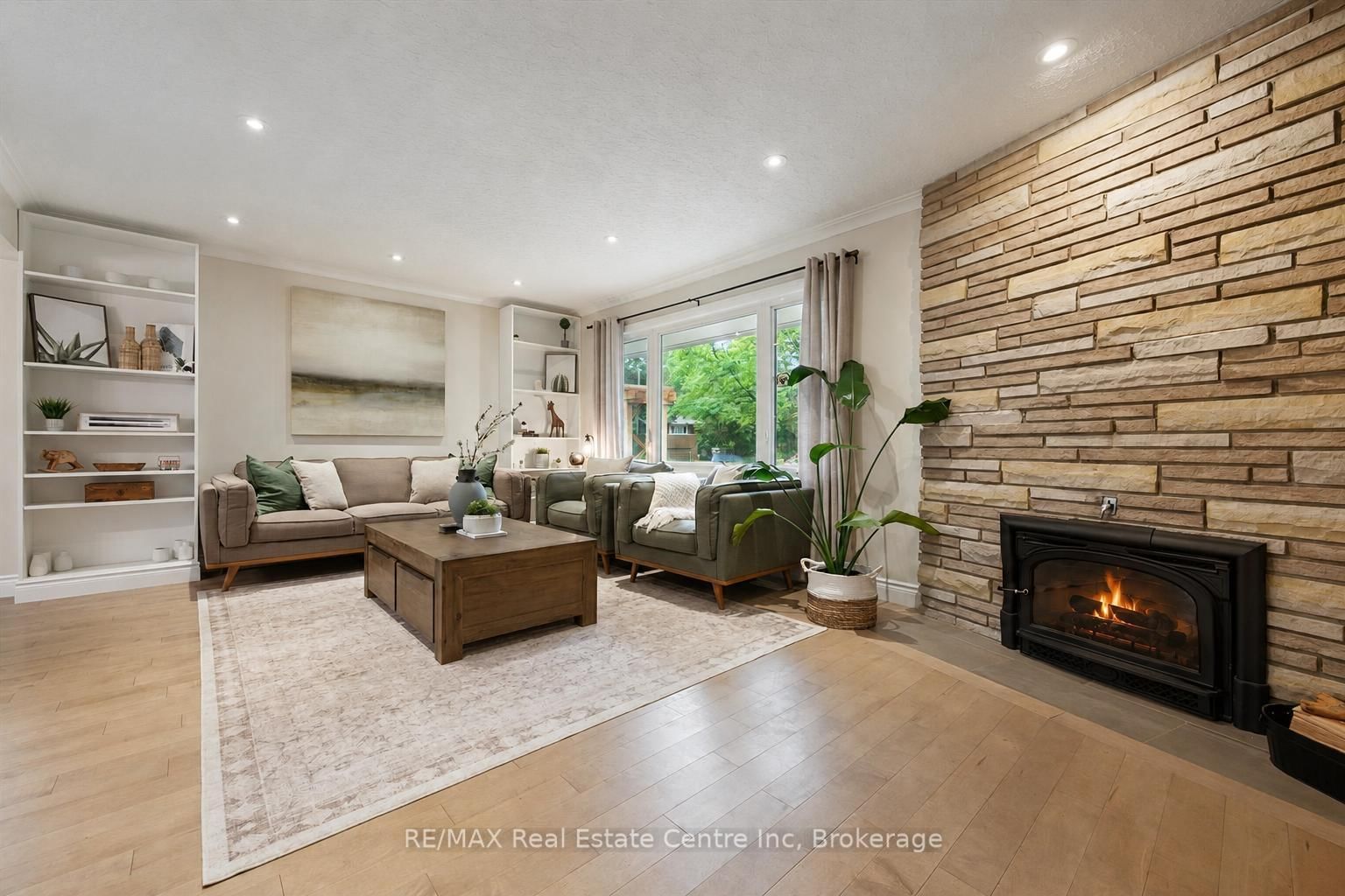 5 TAMARACK Place • Guelph, ON photo 4