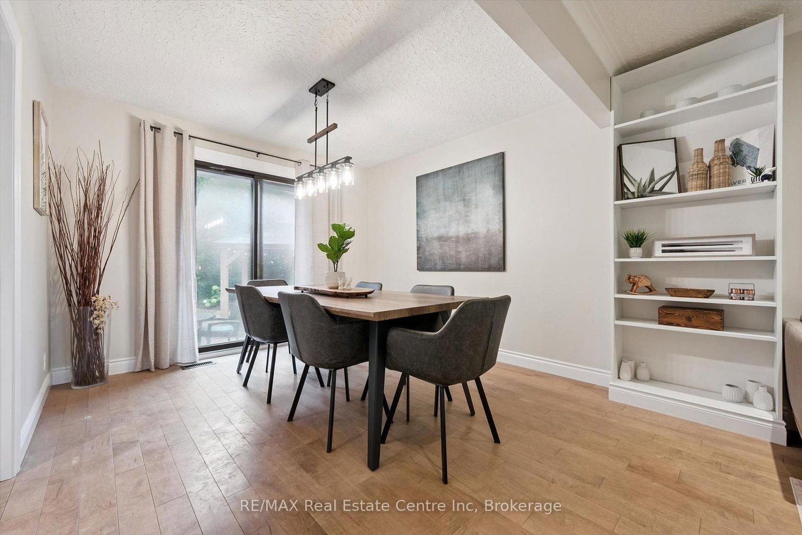 5 TAMARACK Place • Guelph, ON photo 6