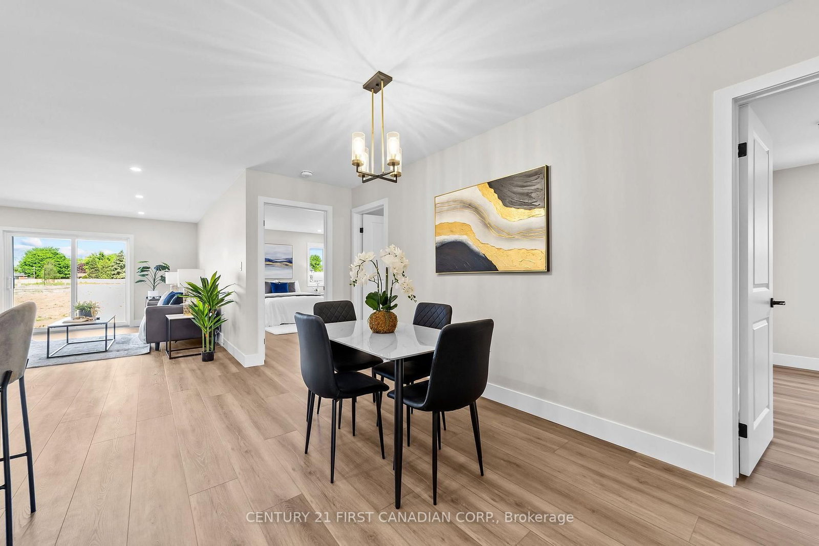 107 Victoria Avenue E • South Huron, ON photo 12