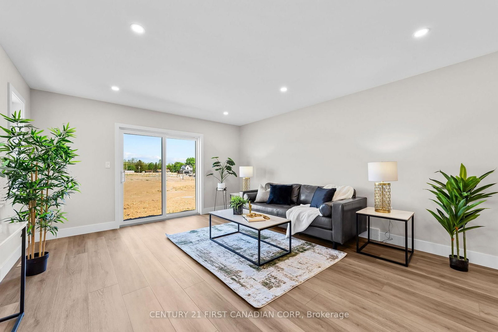 107 Victoria Avenue E • South Huron, ON photo 13