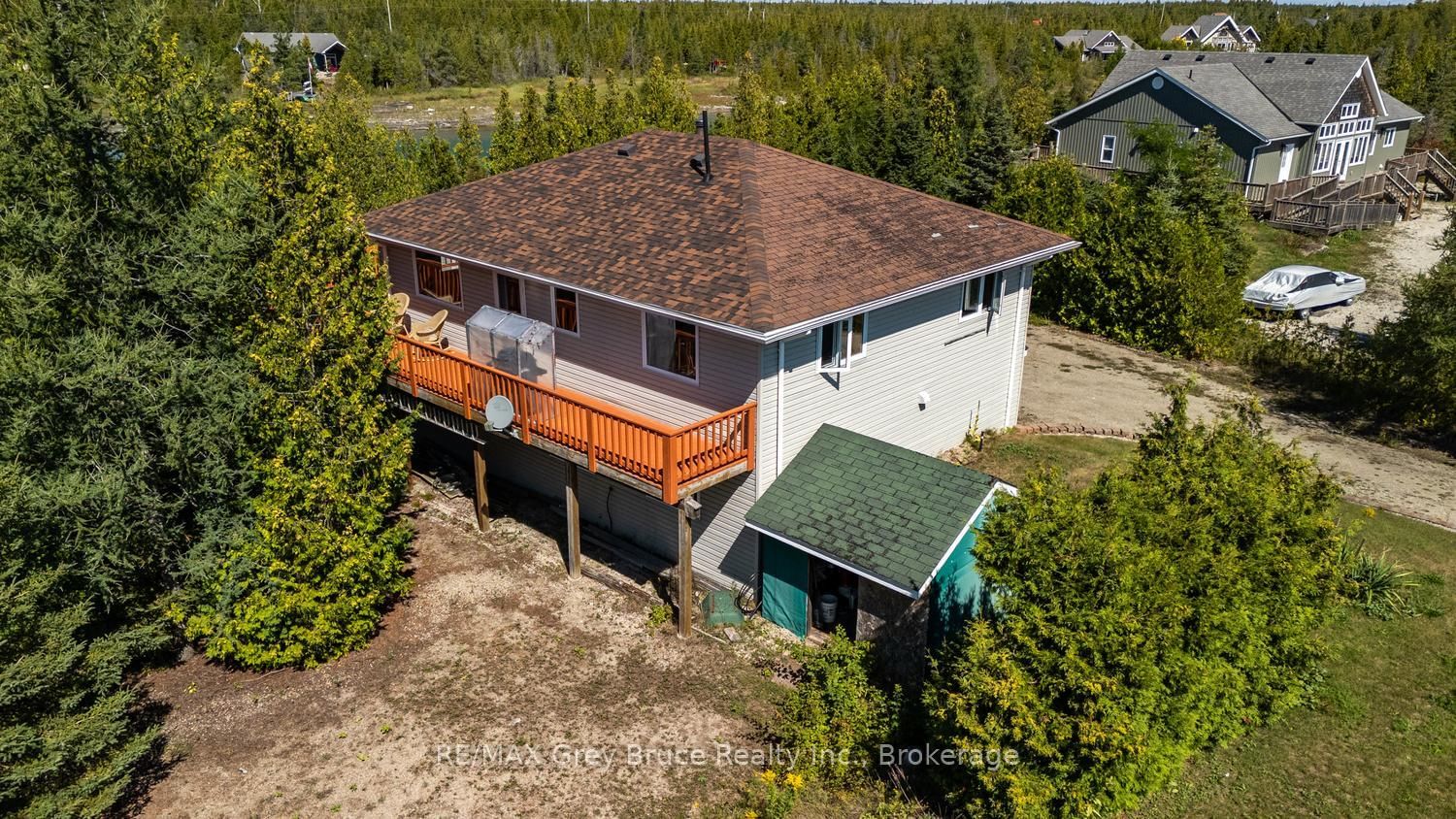 68 Bayshore Avenue S • Northern Bruce Peninsula, ON photo 17