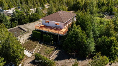 68 Bayshore Avenue S • Northern Bruce Peninsula, ON photo 4