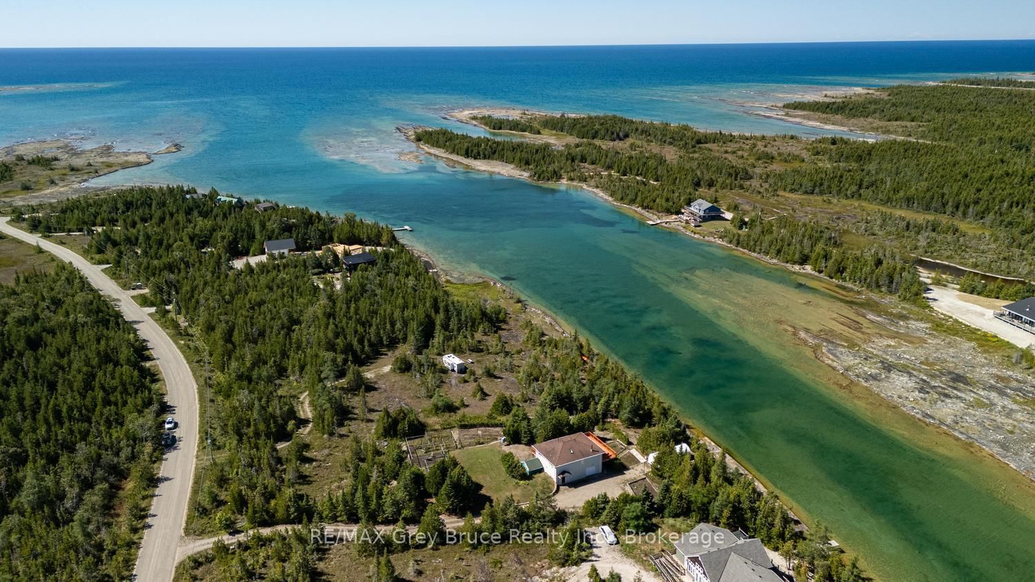68 Bayshore Avenue S • Northern Bruce Peninsula, ON photo 8