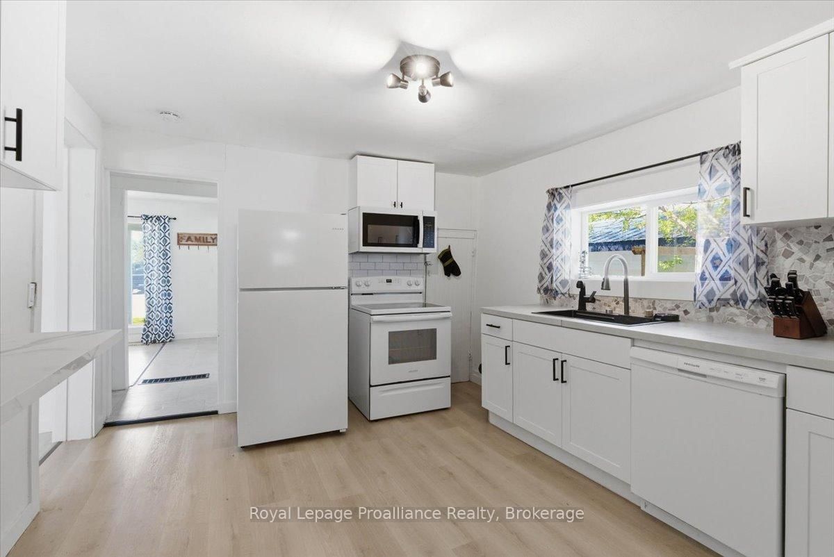 19 Boswell Street • Belleville, ON photo 20