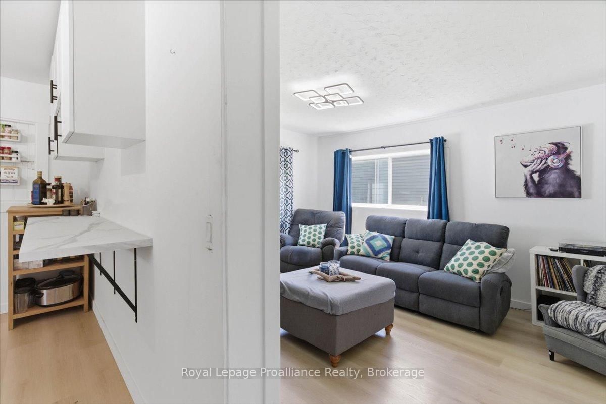 19 Boswell Street • Belleville, ON photo 25