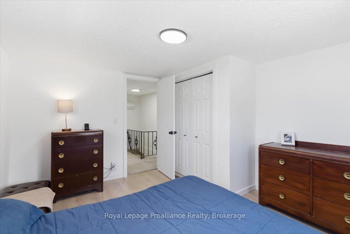 19 Boswell Street • Belleville, ON photo 30