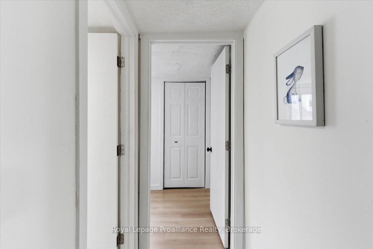 19 Boswell Street • Belleville, ON photo 33