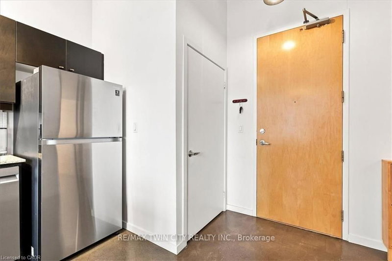 408 - 410 King Street W