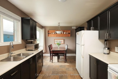 1118 5th Line • Selwyn, ON photo 9