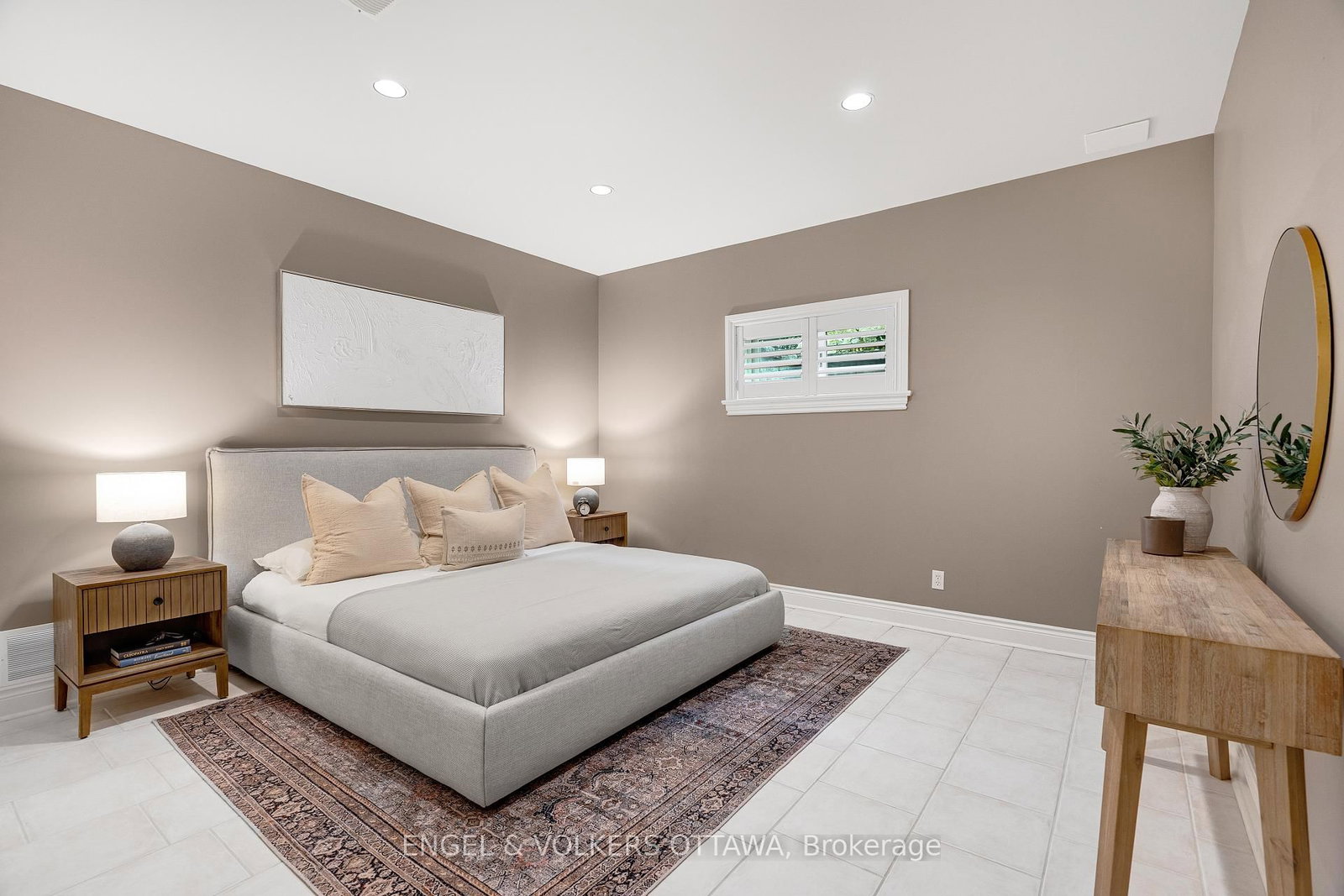 6 Marchvale Drive • Ottawa, ON photo 25