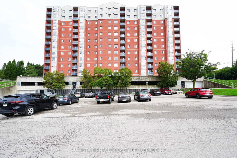 #406 30 Chapman Court, London North