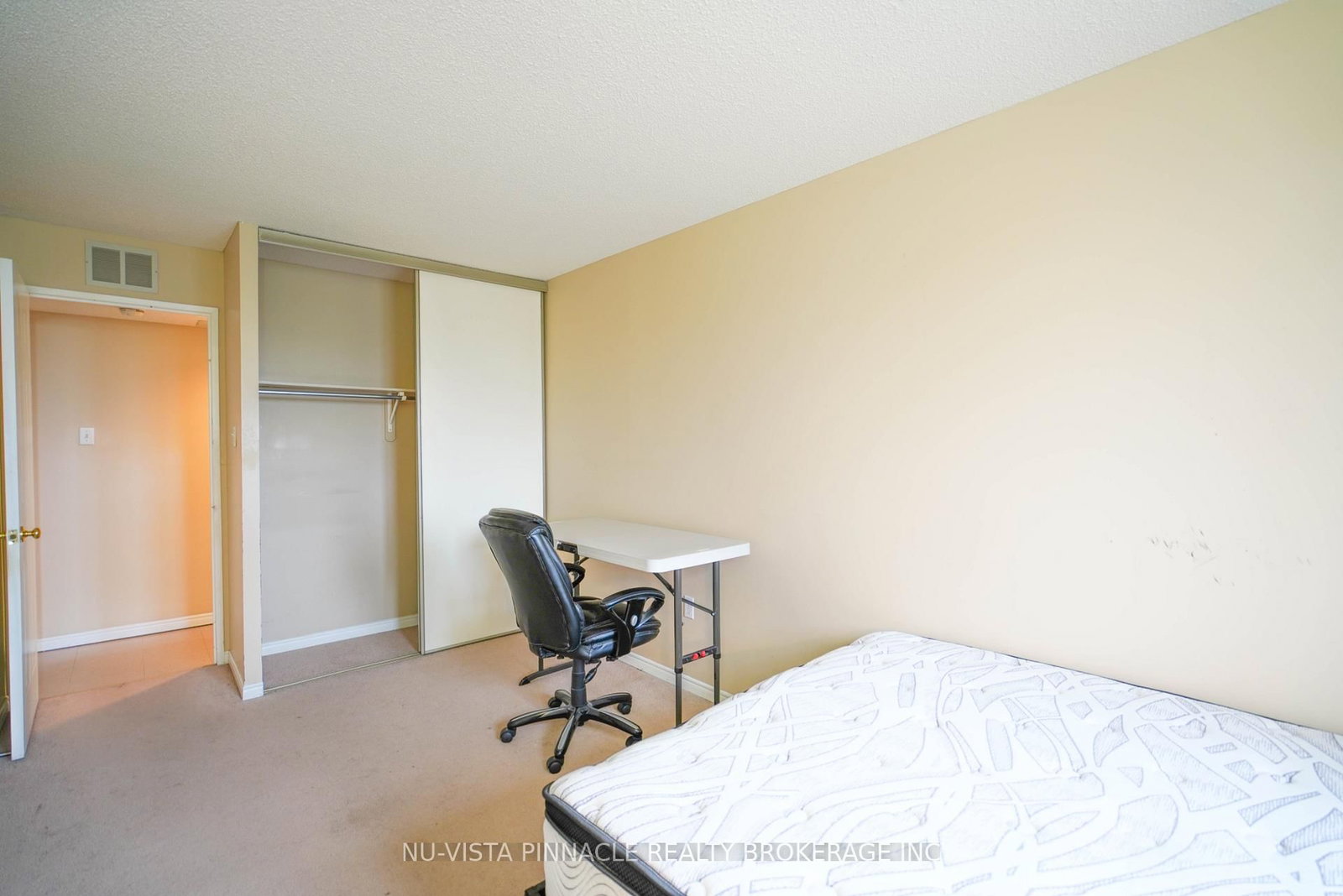30 Chapman Court • #406 • London North, ON photo 9