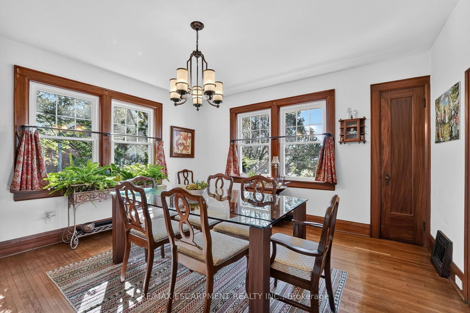 1210 Garrison Road • Fort Erie, ON photo 14