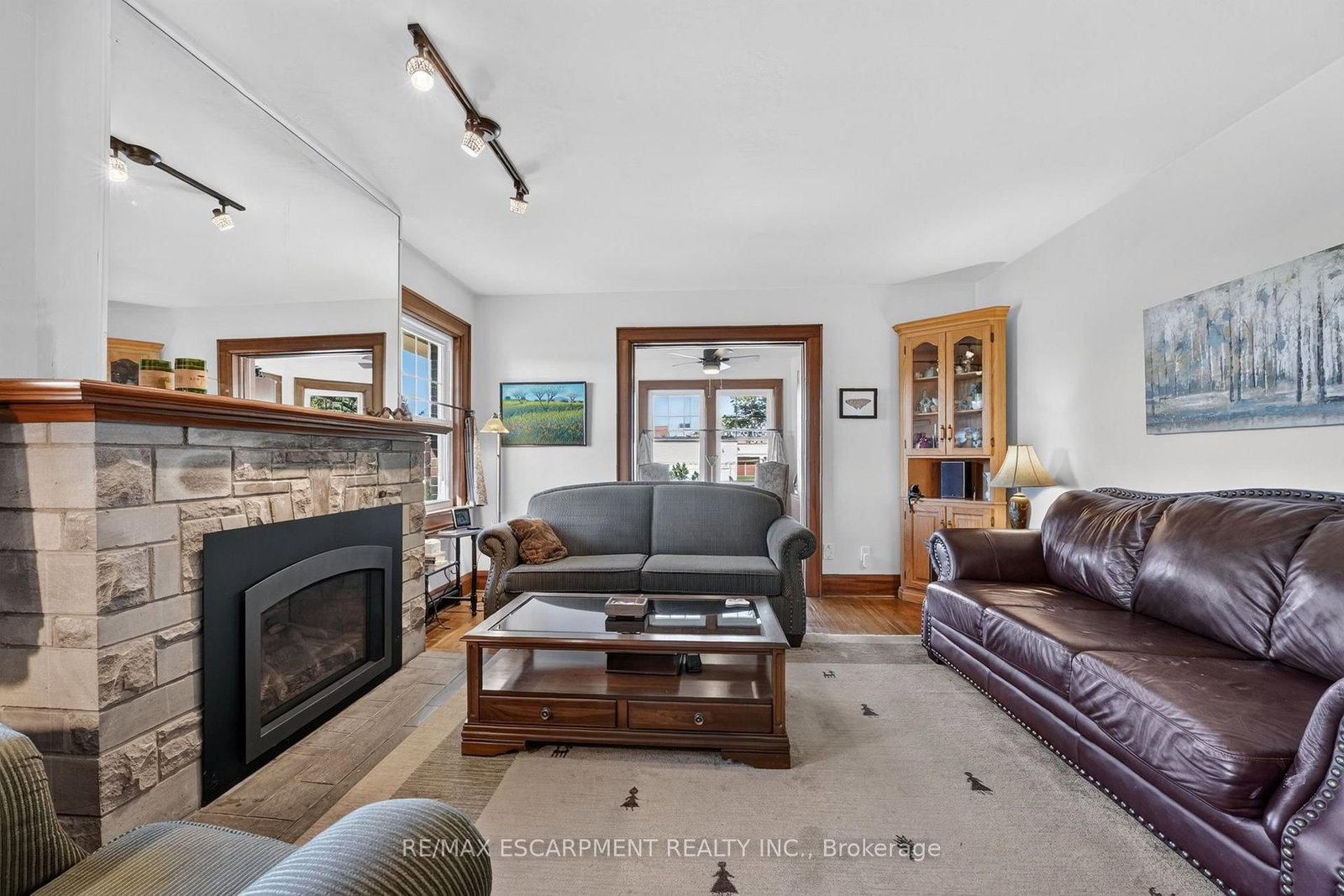 1210 Garrison Road • Fort Erie, ON photo 6