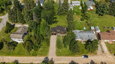 25 John Street • Burk's Falls, ON photo 4