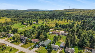 25 John Street • Burk's Falls, ON photo 6