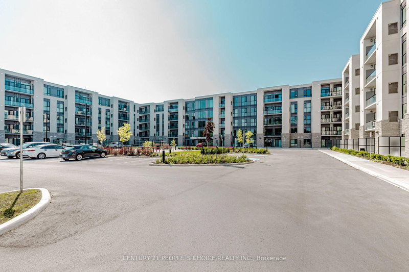 206 - 50 HERRICK Avenue