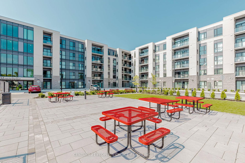 206 - 50 HERRICK Avenue 4